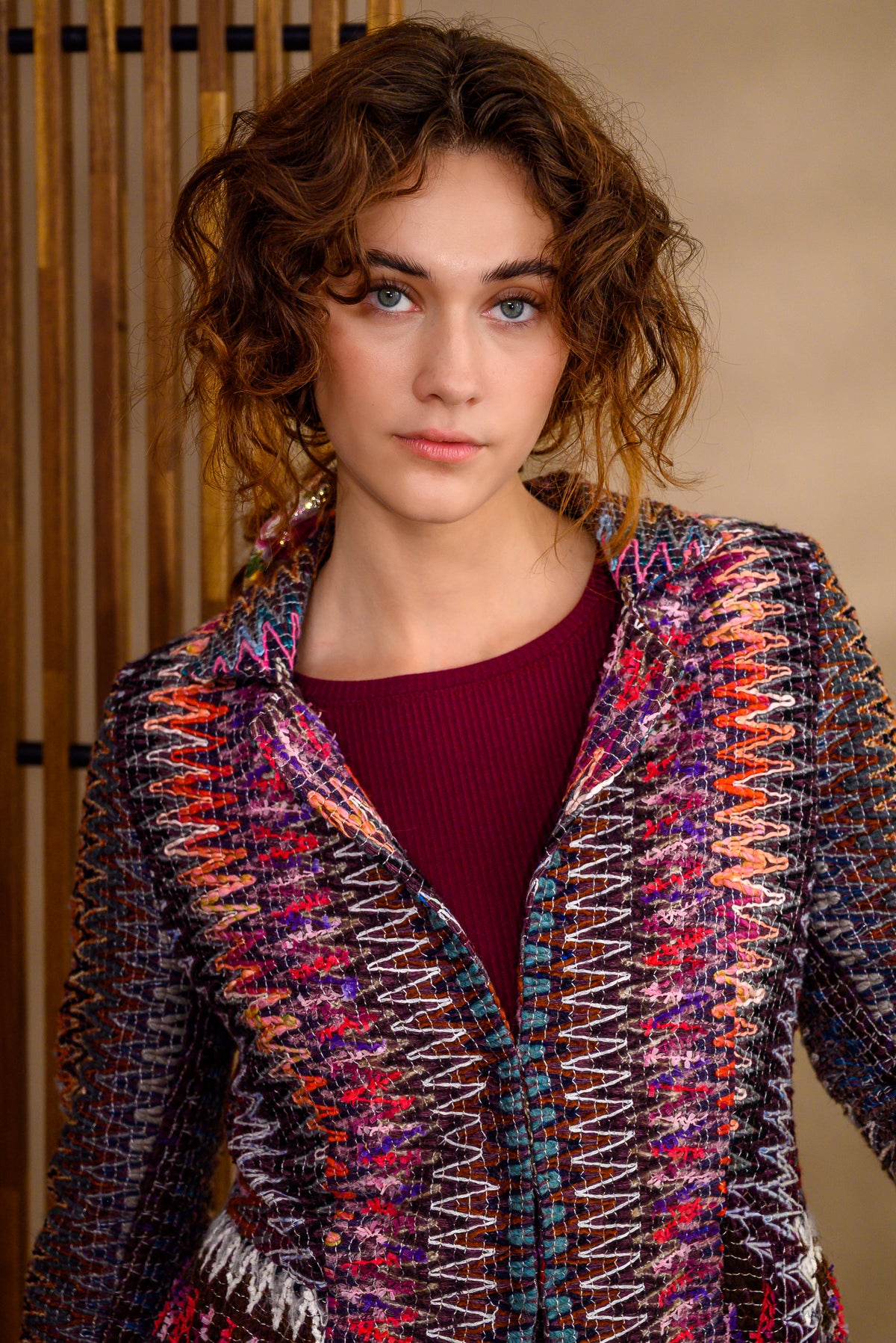 Veston laine multicolore effet dentelle