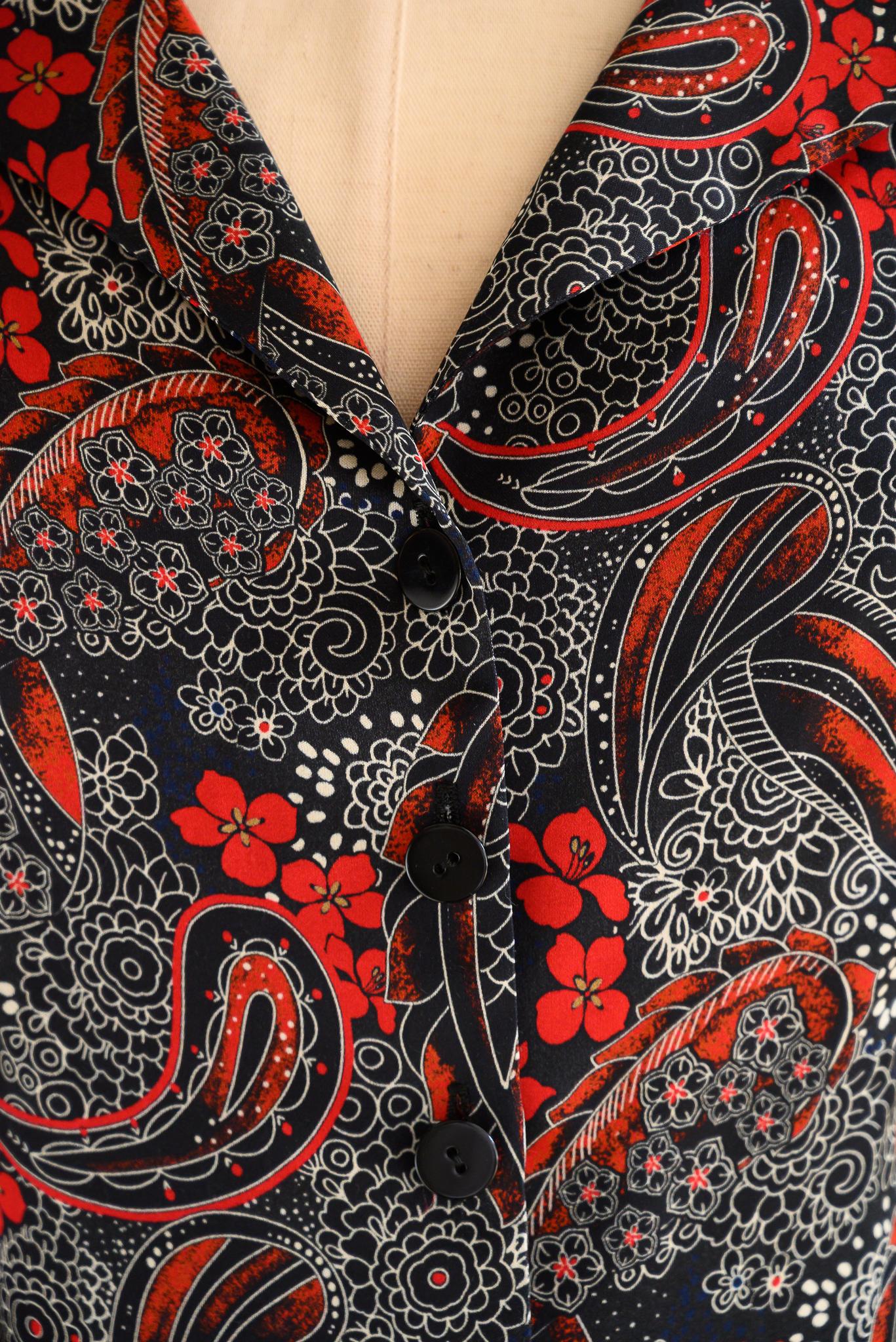 Chemisier satin paisley rouge