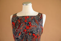 Robe satin paisley rouge