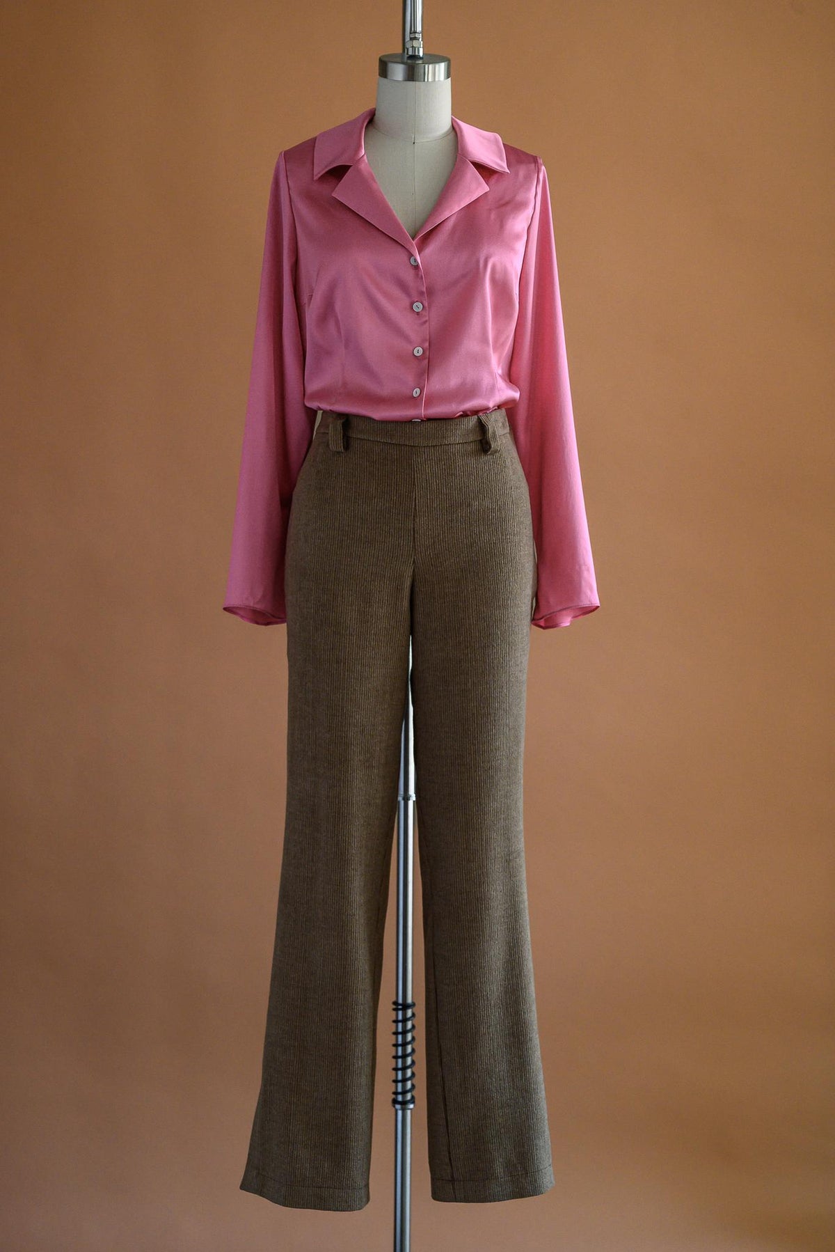 Chemisier charmeuse de soie rose - Atelier Boutique Isabelle Elie