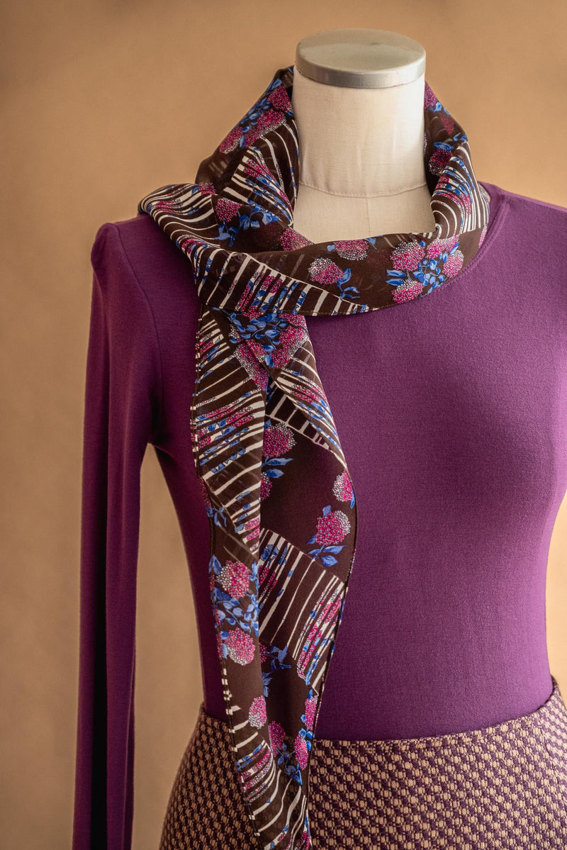 Foulard en soie prune - Atelier Boutique Isabelle Elie
