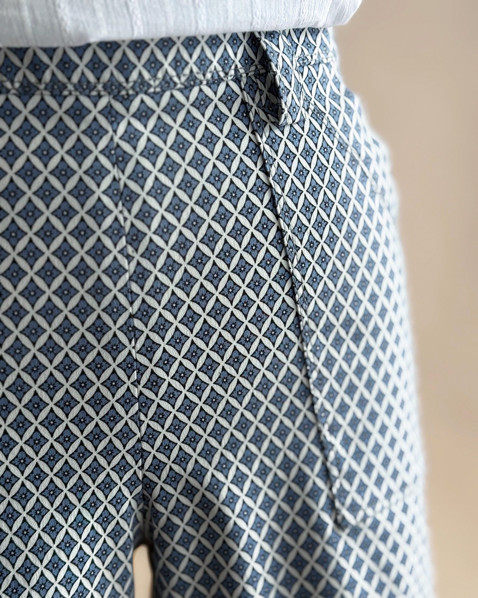 Short 7017 - Atelier Boutique Isabelle Elie