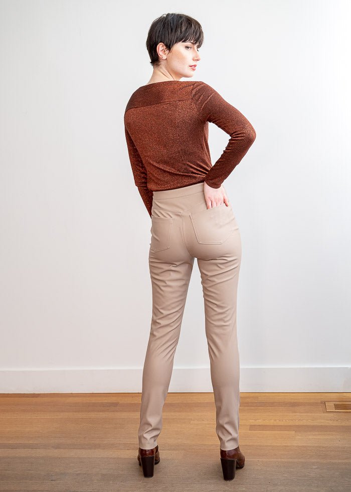 Pantalon En faux cuir 32 - Atelier Boutique Isabelle Elie